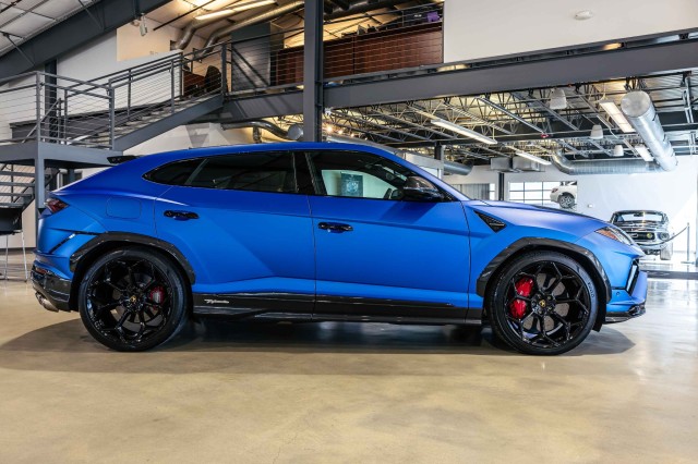 Used Car 2024 Lamborghini Urus  Performante For Sale Under $320,000 In Boerne, Texas