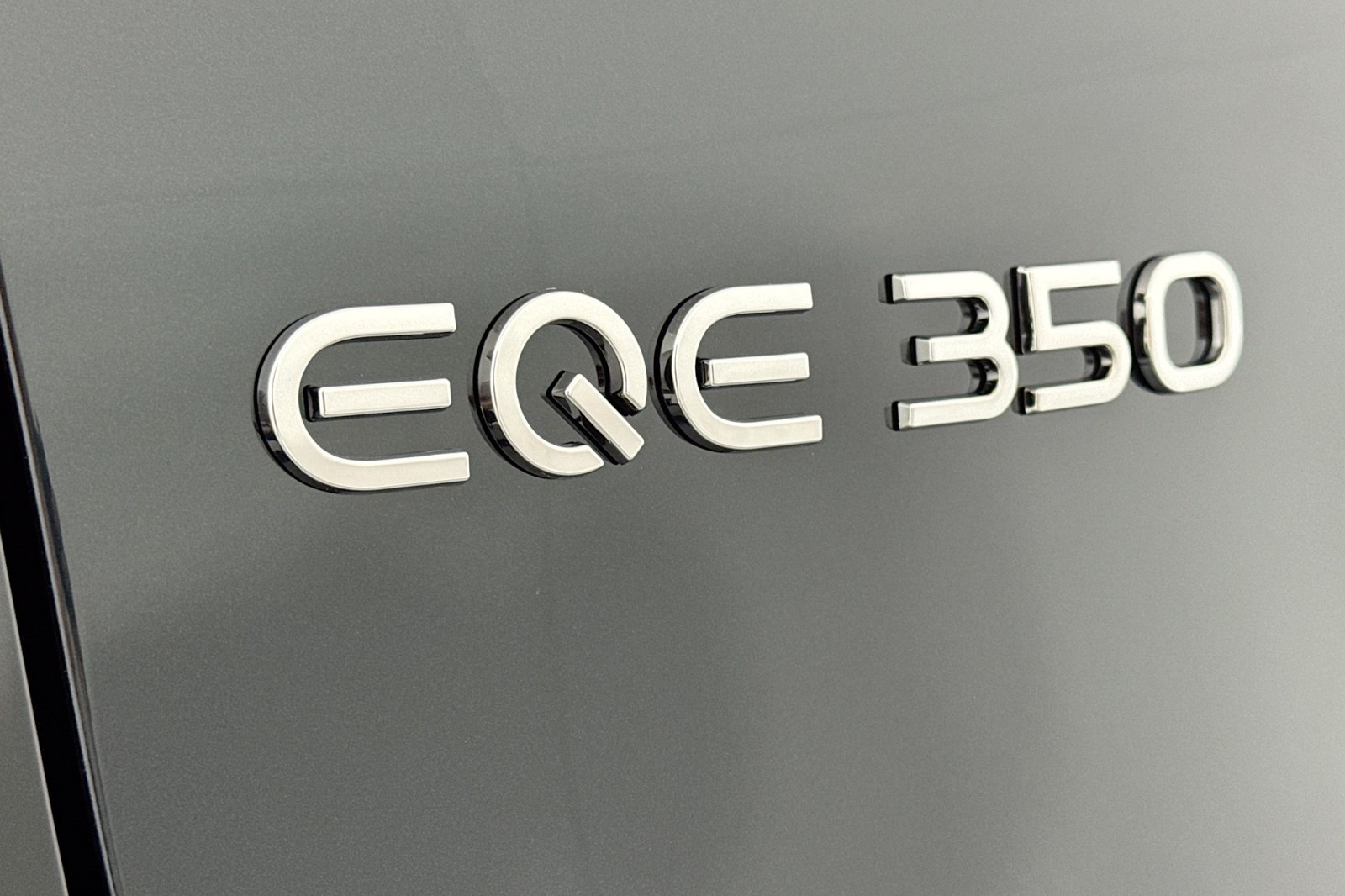 Certified Used 2023 Emerald Green Metallic Mercedes-Benz EQE 350 image 9