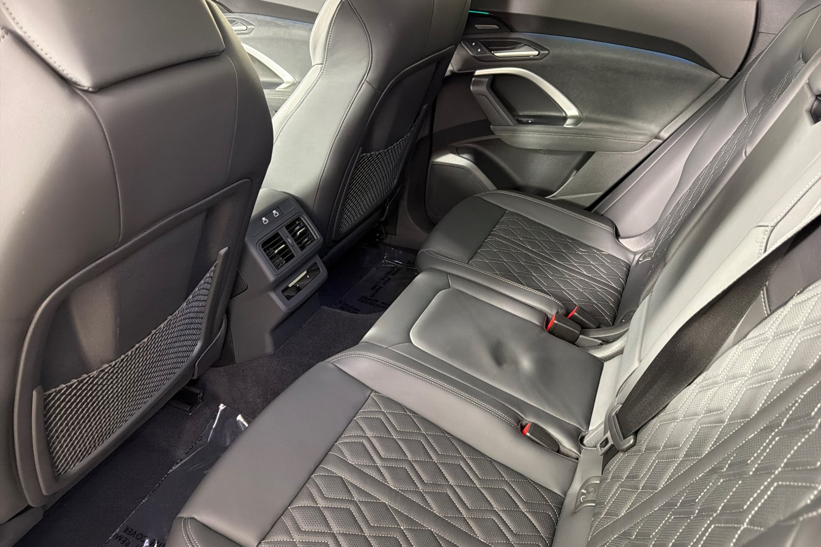 Used 2025 Tambora Gray Metallic Audi Premium Plus 3.0 TFSI quattro image 11