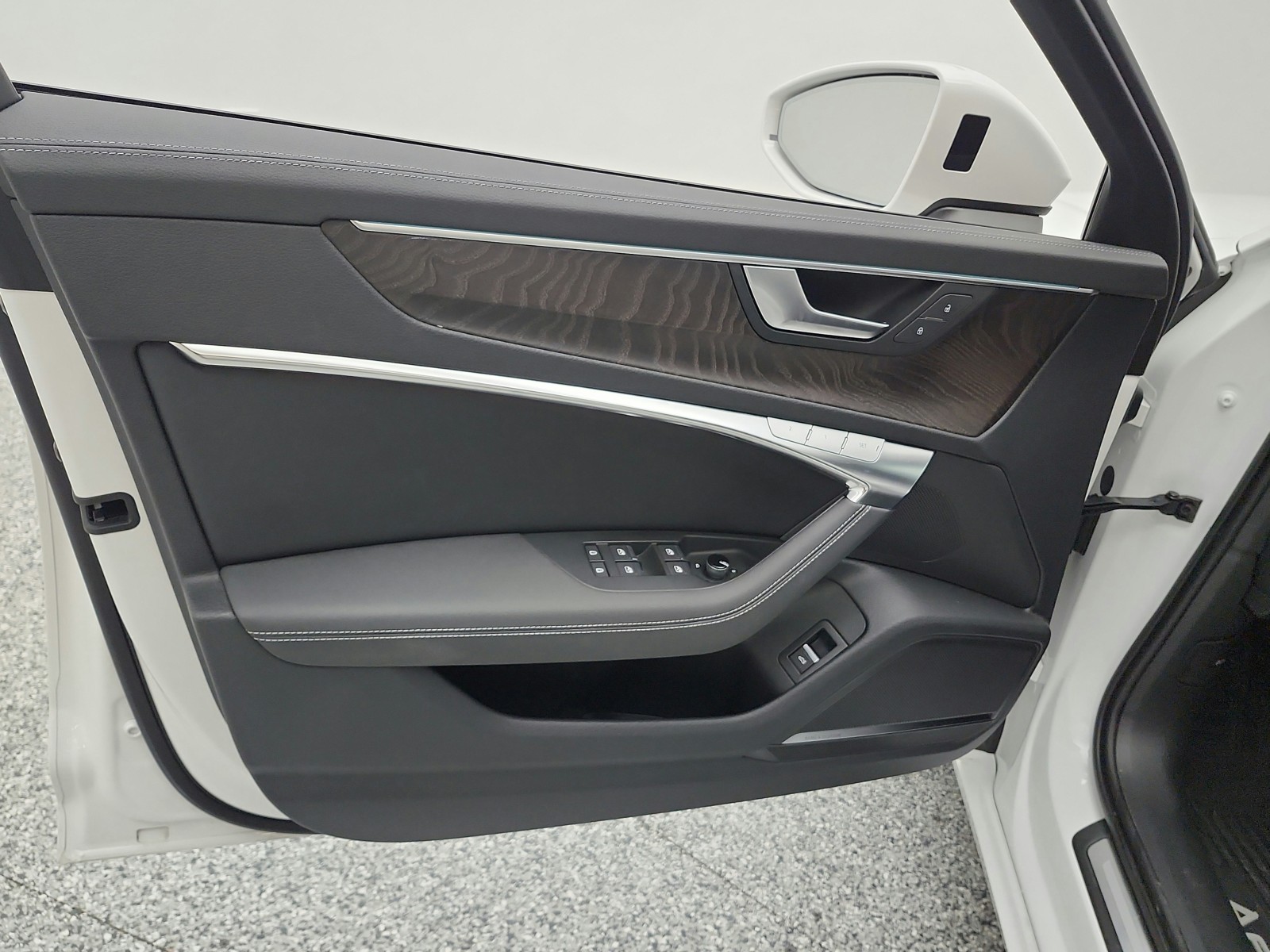 Used 2023 Ibis White Audi Premium Plus 45 TFSI quattro image 15