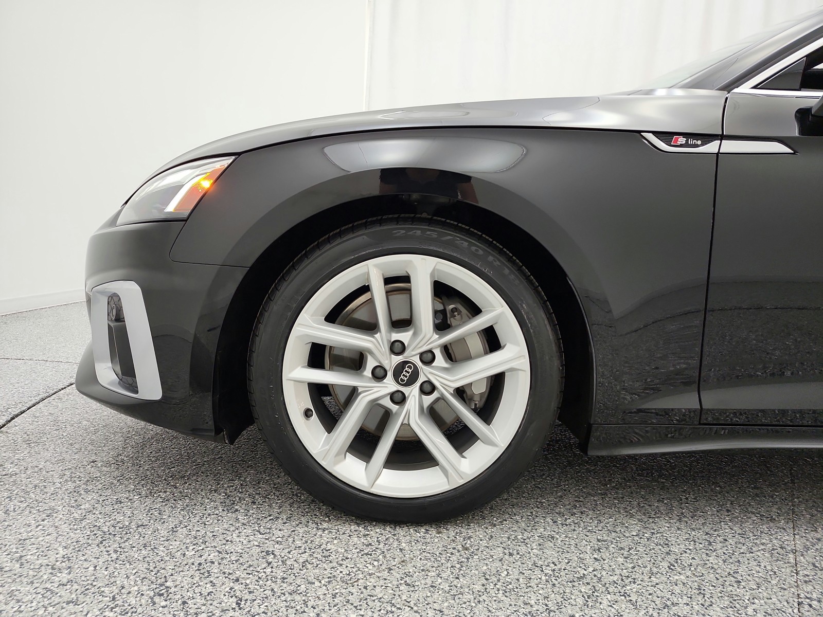 Used 2023 Mythos Black Metallic Audi S line Premium image 18