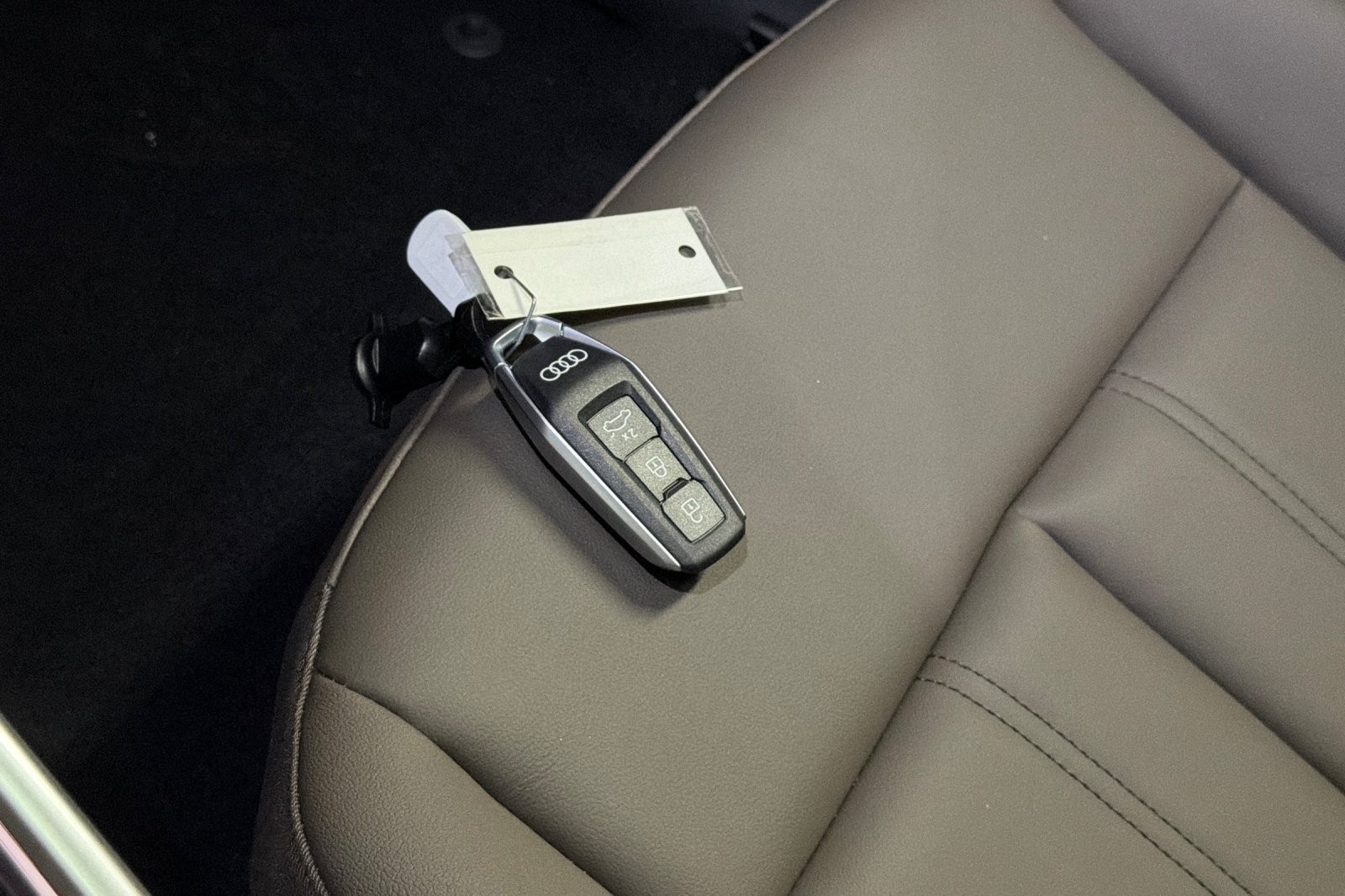 New 2026 District Green Metallic Audi Premium 2.0 TFSI quattro image 25