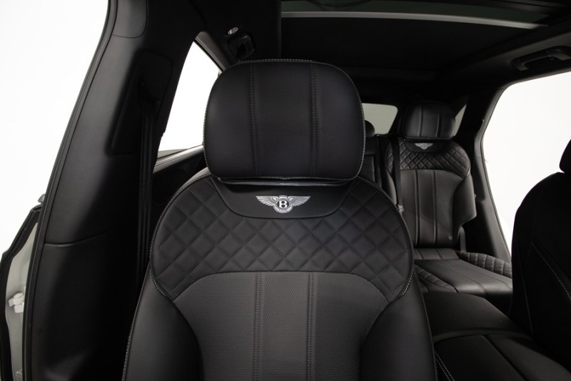 2017 Bentley Bentayga Bentayga W12 ($258,115 MSRP) *ONLY 14,000 MILES* *1-OWNER* in , 