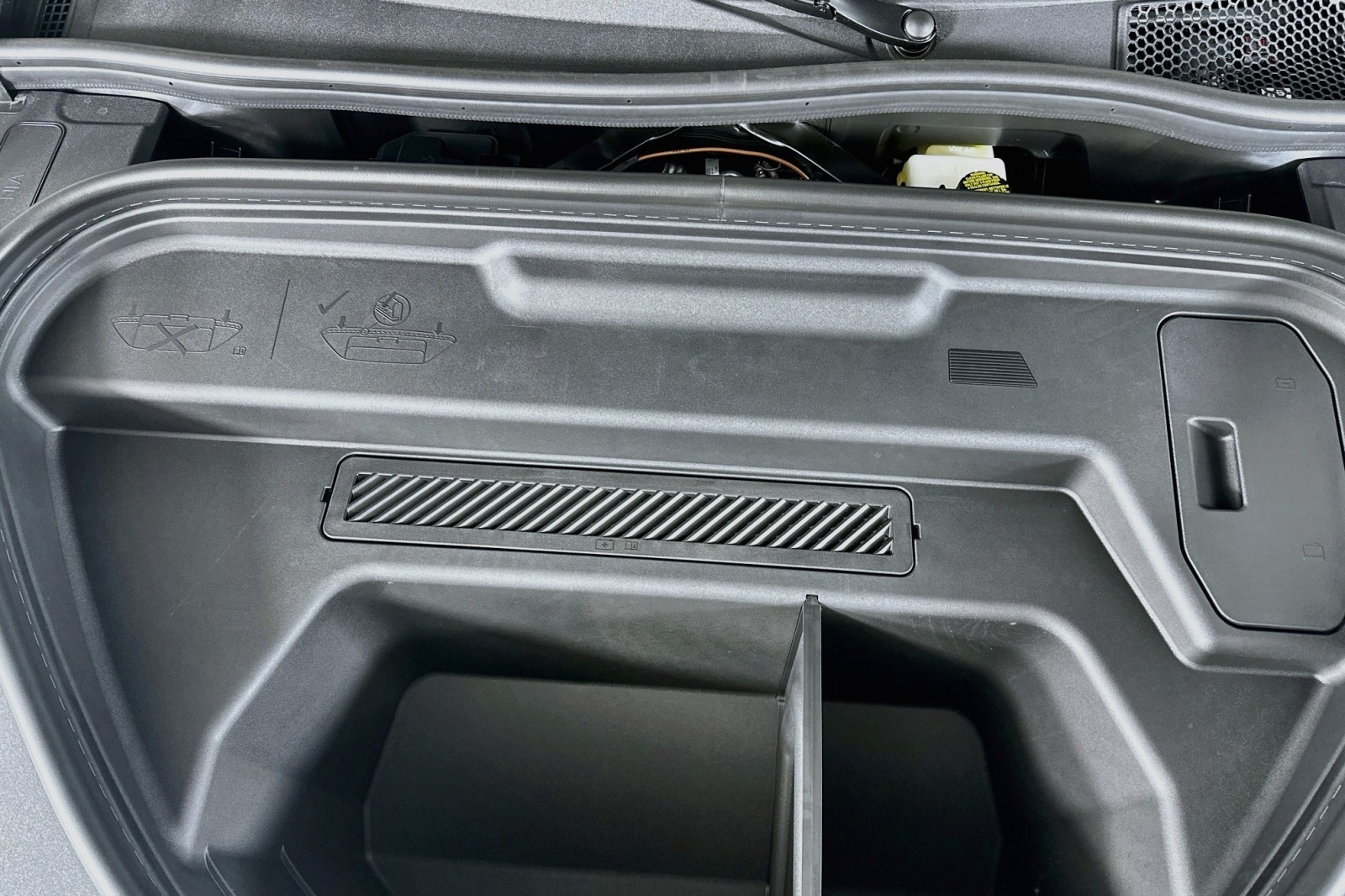 New 2027 Mythos Black Metallic Audi Premium Plus image 12