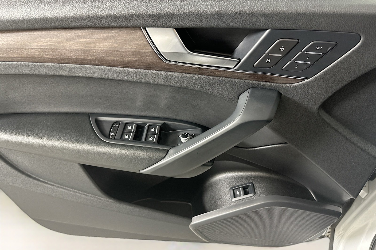 Used 2023 Glacier White Metallic Audi S line Premium image 21