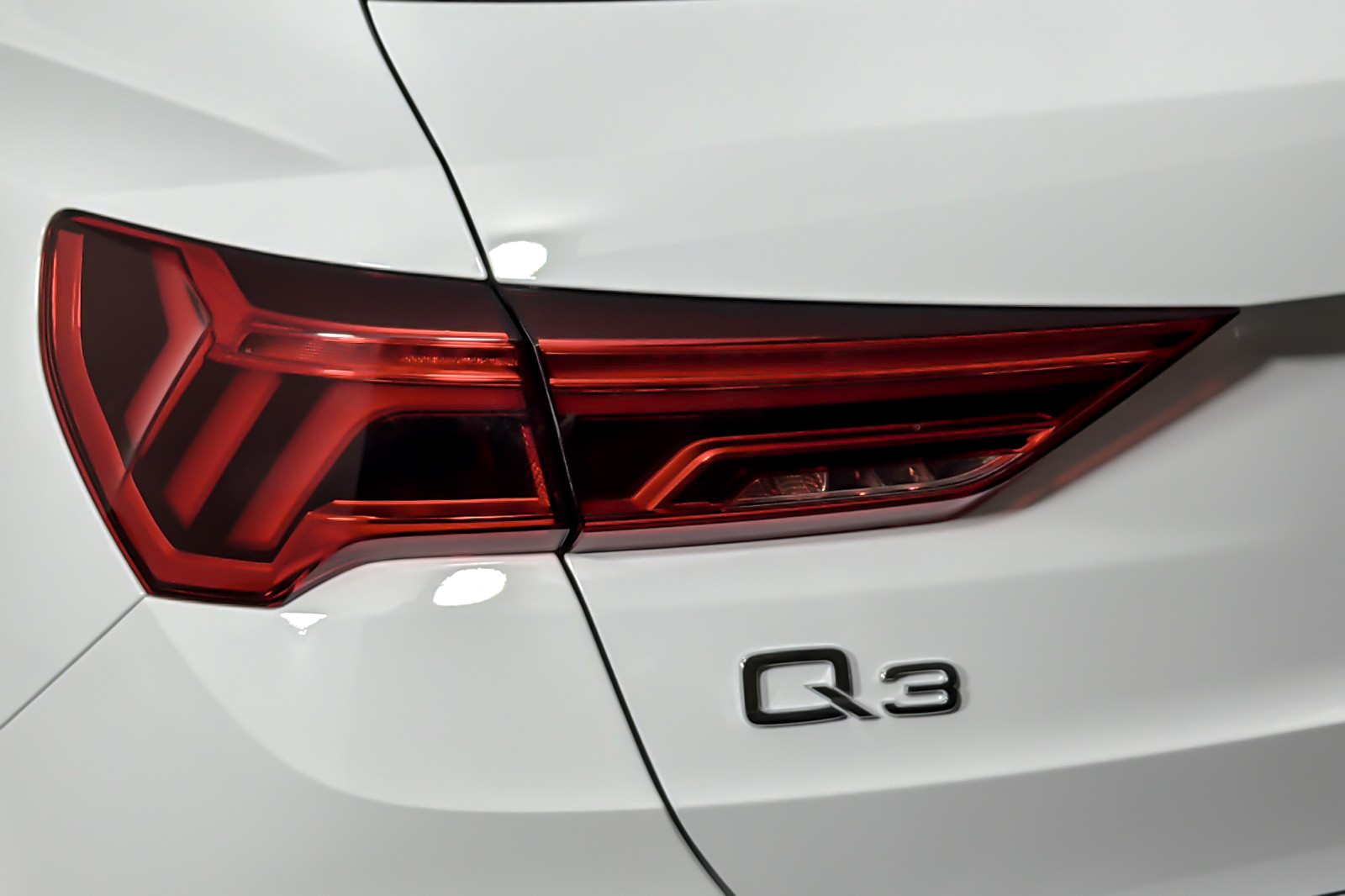 Used 2025 Arkona White Audi S line Premium 45 TFSI quattro image 26