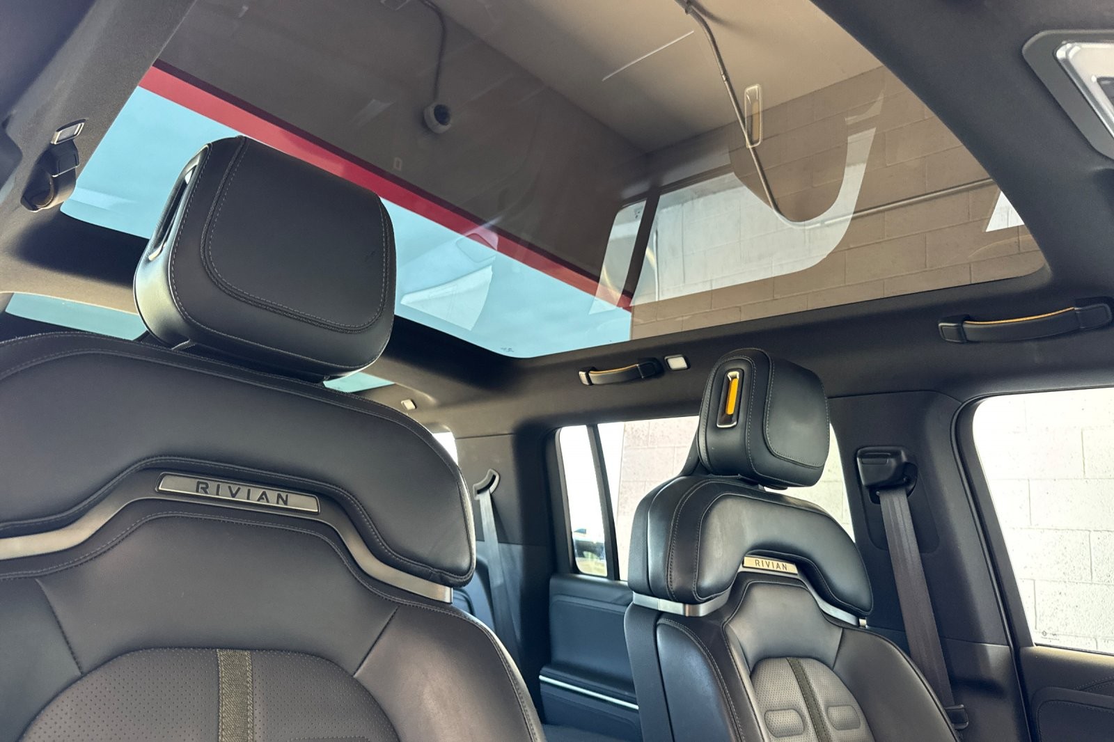 Used 2025 BLUE Rivian Adventure image 17