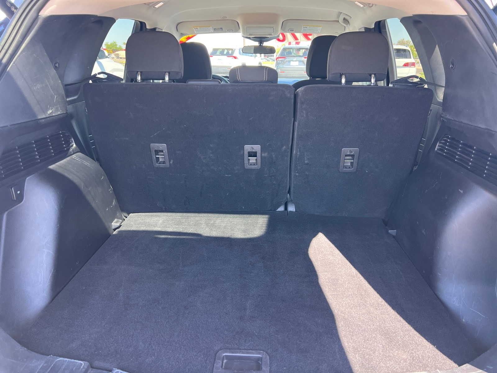 View vehicle photo 7