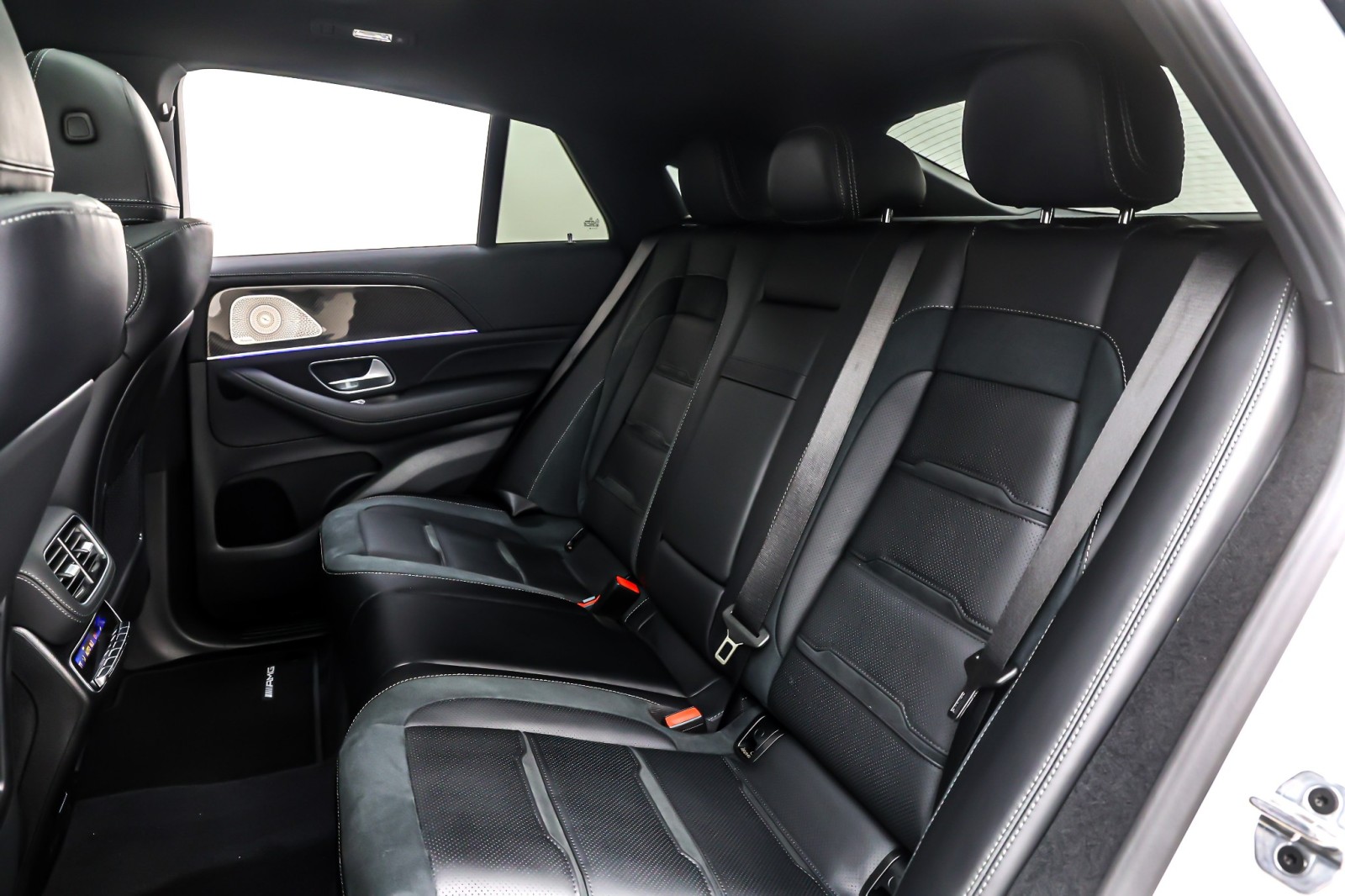 New 2026 Polar White Mercedes-Benz AMG® GLE 53 image 8