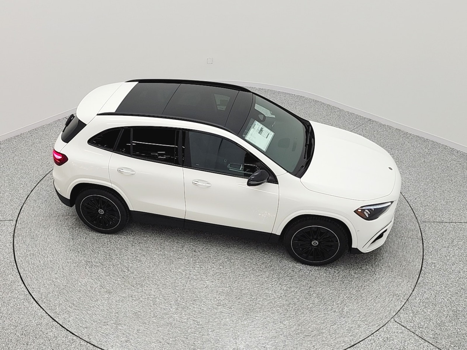 New 2026 Polar White Mercedes-Benz GLA 250 image 16