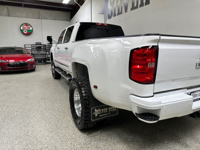 2016 GMC Sierra 3500HD Denali DRW 4WD Duramax in , 