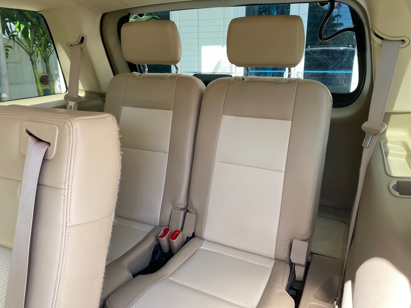 2007 Mercury Mountaineer SUV Premier 1 OWNER in ,