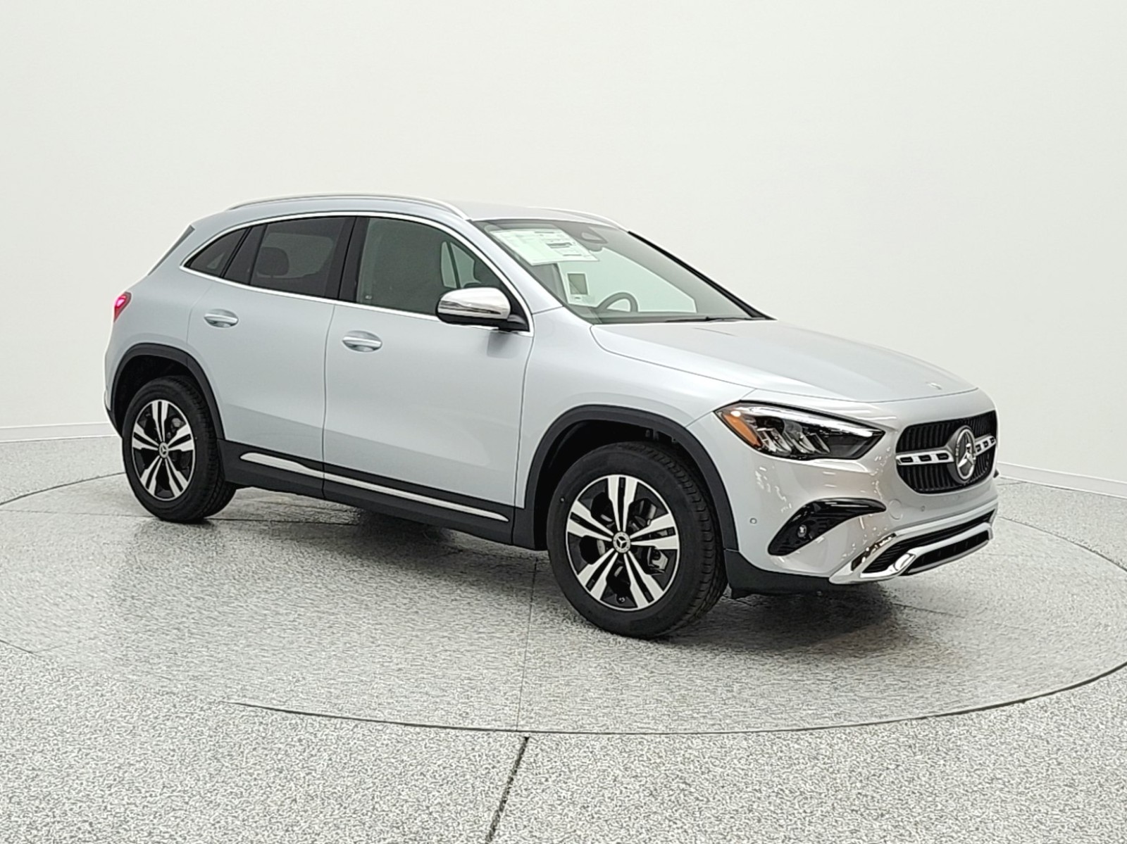 New 2026 Cirrus Silver Metallic Mercedes-Benz GLA 250 image 3