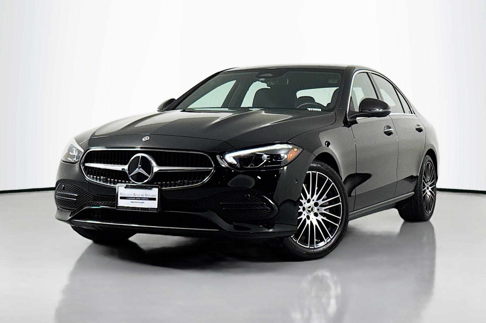 2025 Mercedes-Benz C-Class Sedan C 300's photo