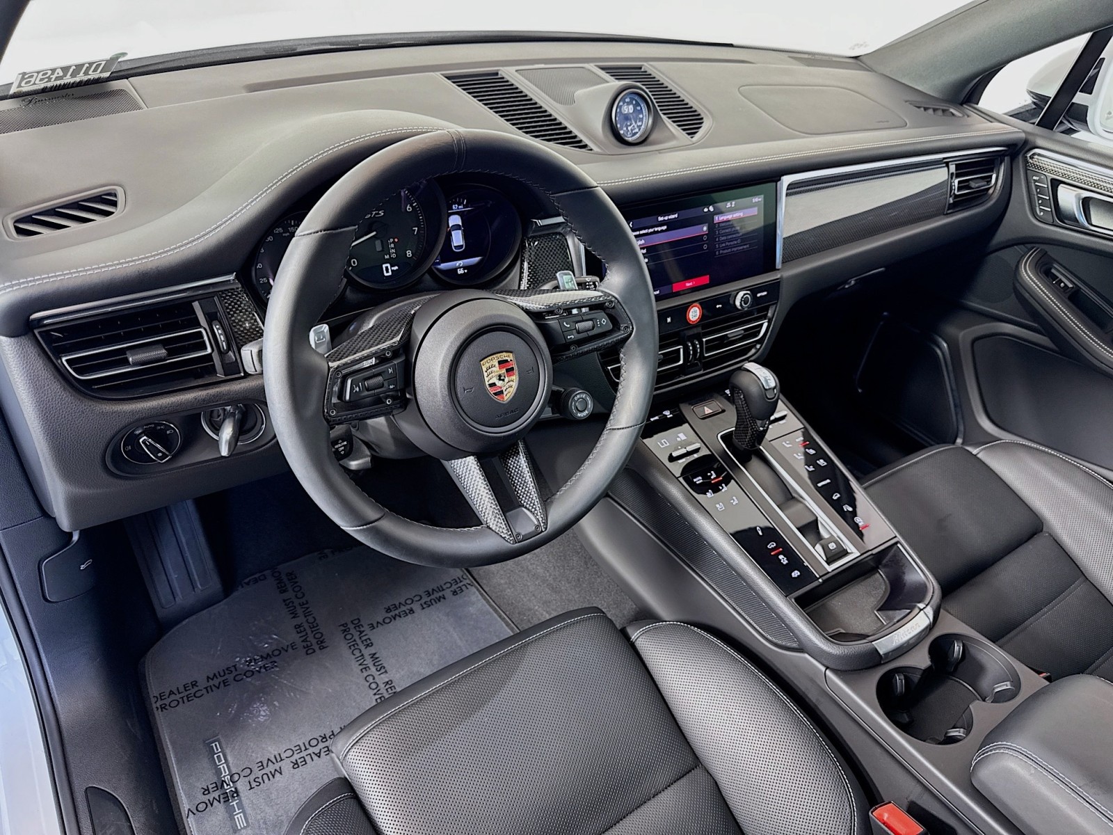 New 2025 Carrara White Metallic Porsche GTS image 4