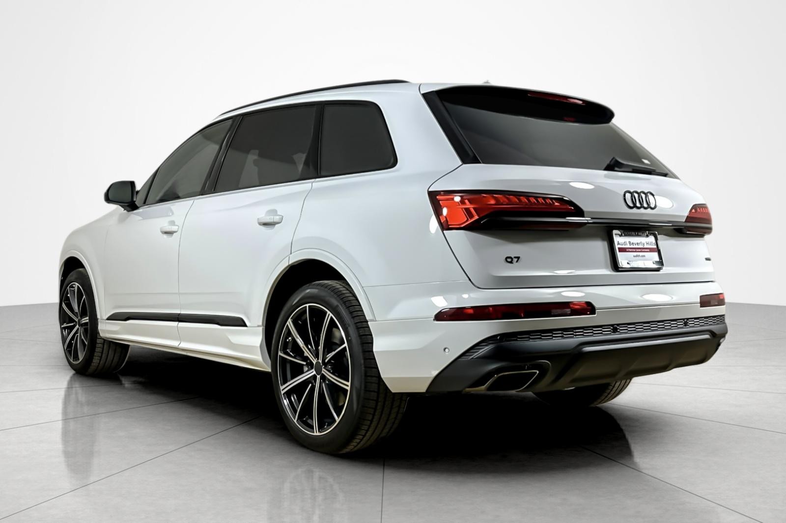 New 2026 Glacier White Metallic Audi Premium Plus 45 quattro *Ltd Avail* image 4