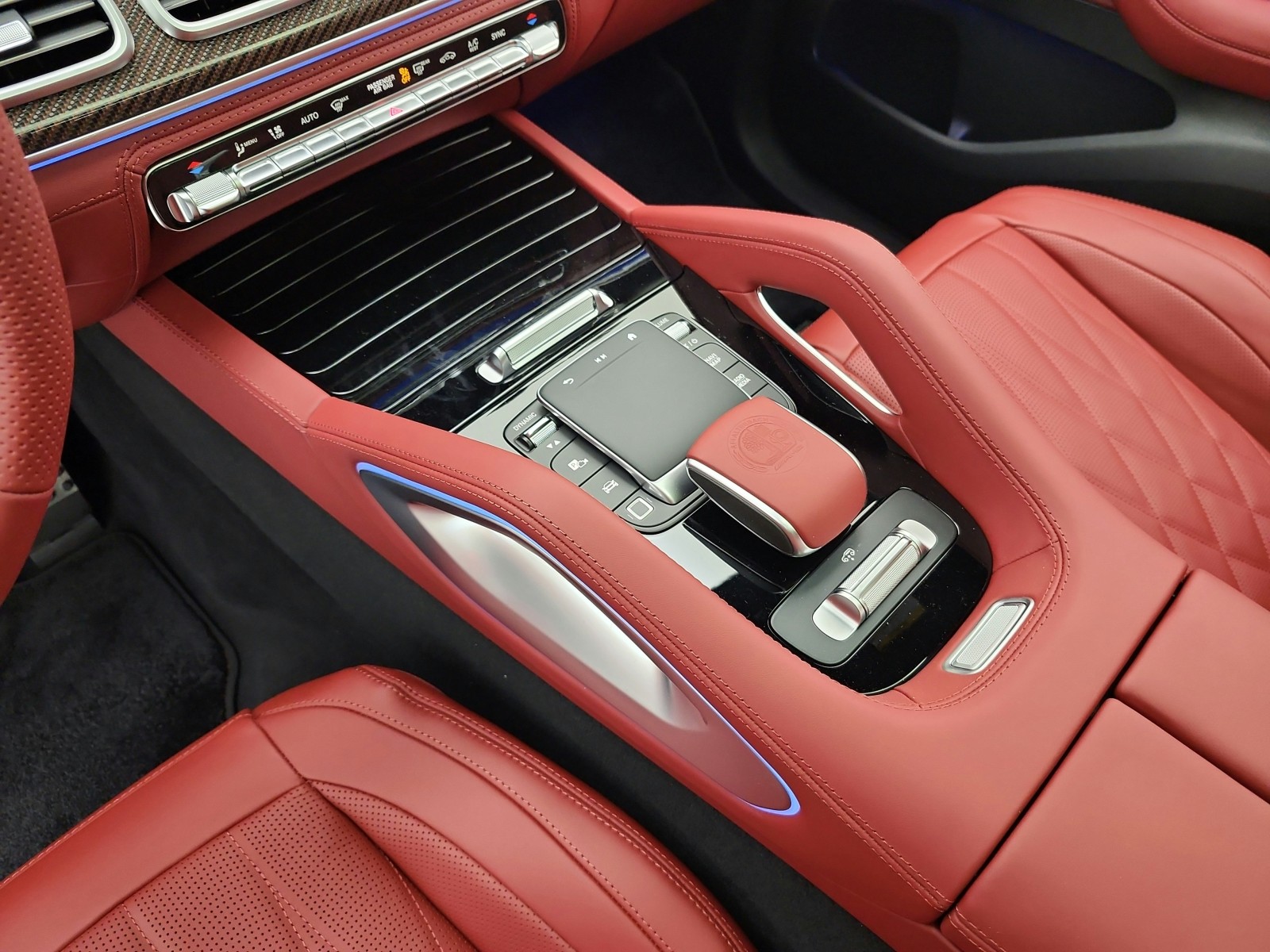 New 2026 MANUFAKTUR SIGNATURE Mercedes-Benz AMG® GLS 63 image 9