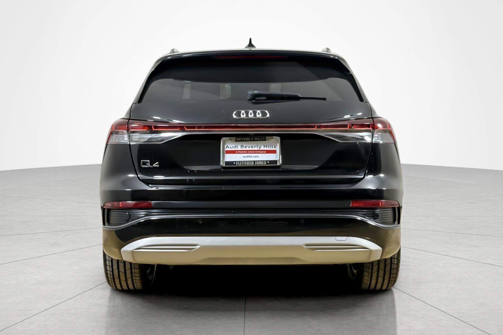 Certified Used 2023 Mythos Black Metallic Audi Premium Plus 40 RWD image 4