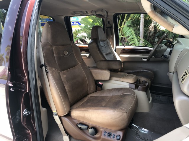 2004 Ford Super Duty F-250 King Ranch 6.0L Diesel 4 Door Crew Cab Leather in pompano beach, Florida