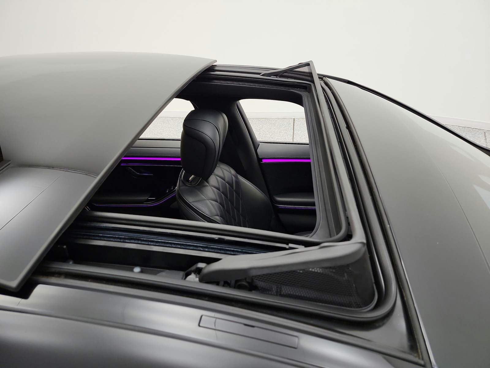 Used 2023 Black Mercedes-Benz S 580 4MATIC® Sedan image 16