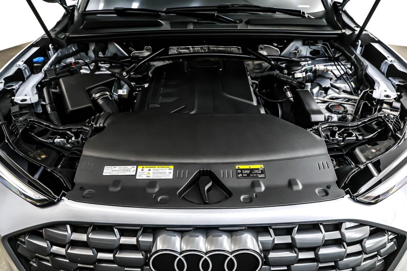 New 2025 Florett Silver Metallic Audi Premium Plus 2.0 TFSI quattro image 11