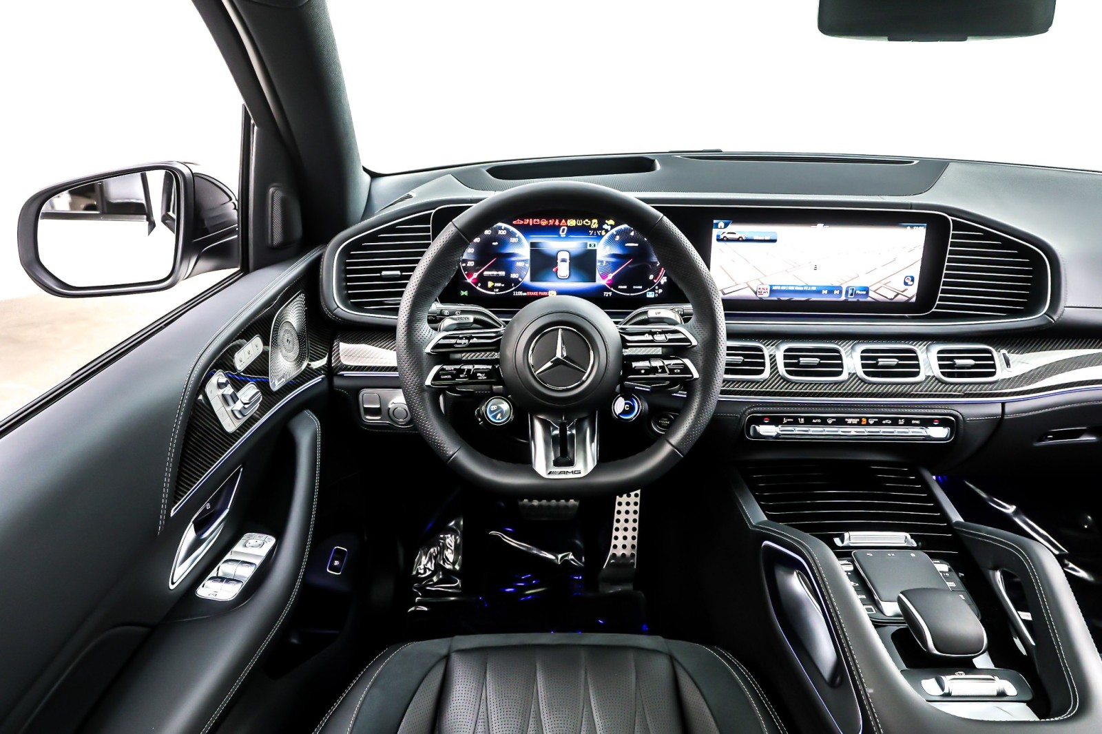 New 2026 Polar White Mercedes-Benz AMG® GLE 53 image 4