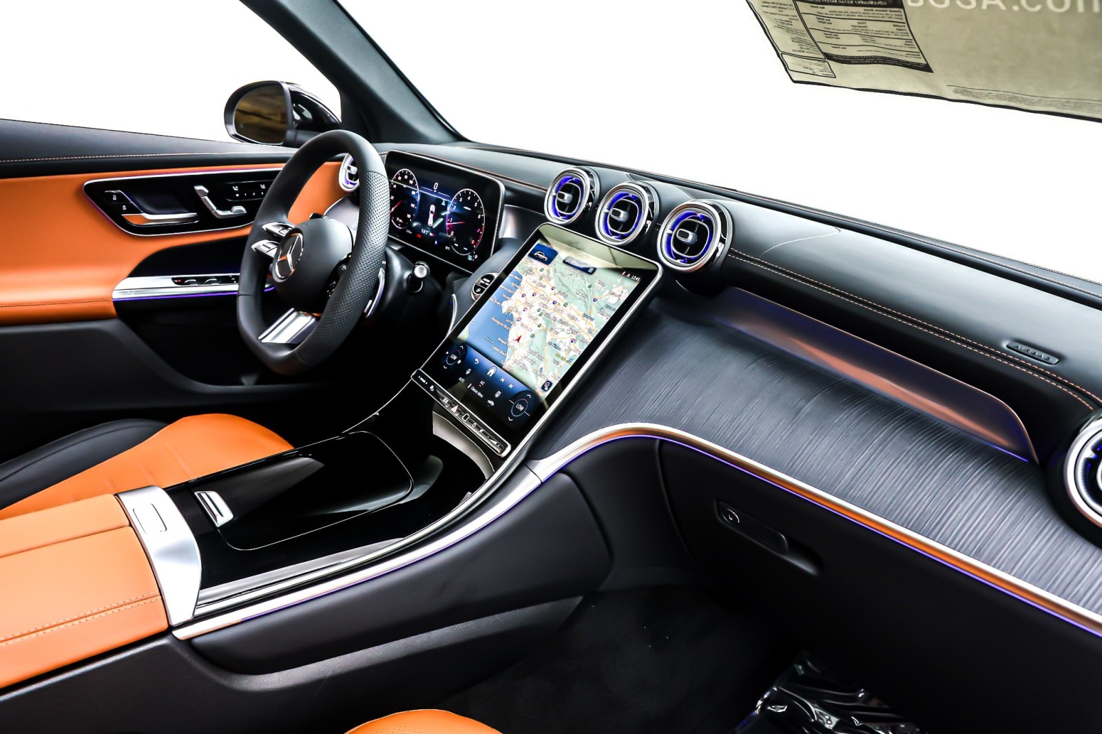 New 2026 Black Mercedes-Benz GLC 300 image 5