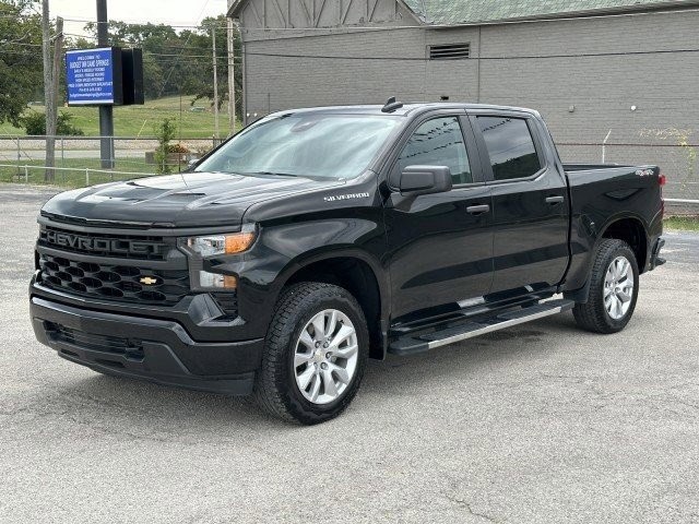 2023 Chevrolet Silverado 1500 Custom 7