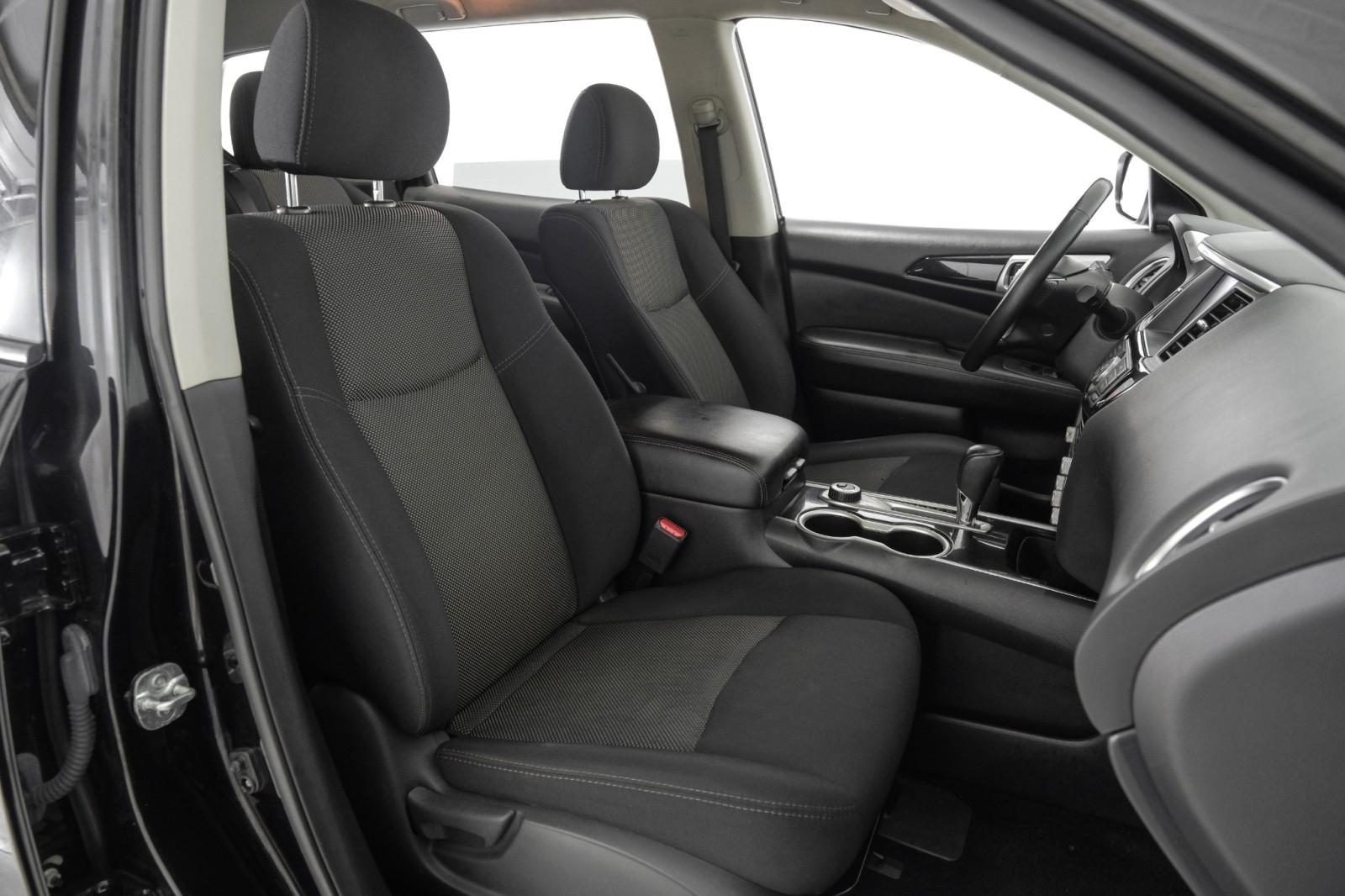 2019 Nissan Pathfinder SV 4WD BLIND SPOT ASSIST THIRD SEAT REAR CAMERA KE 31