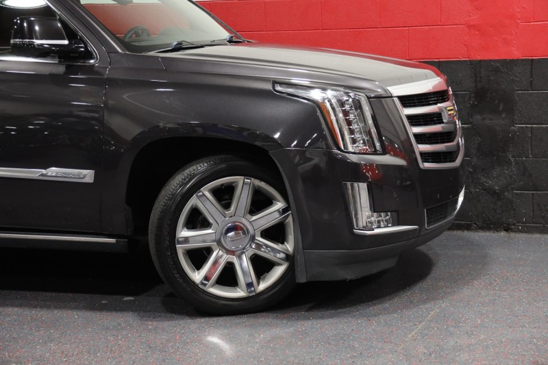 2015 Cadillac Escalade ESV Premium 4WD 4dr Suv in , 