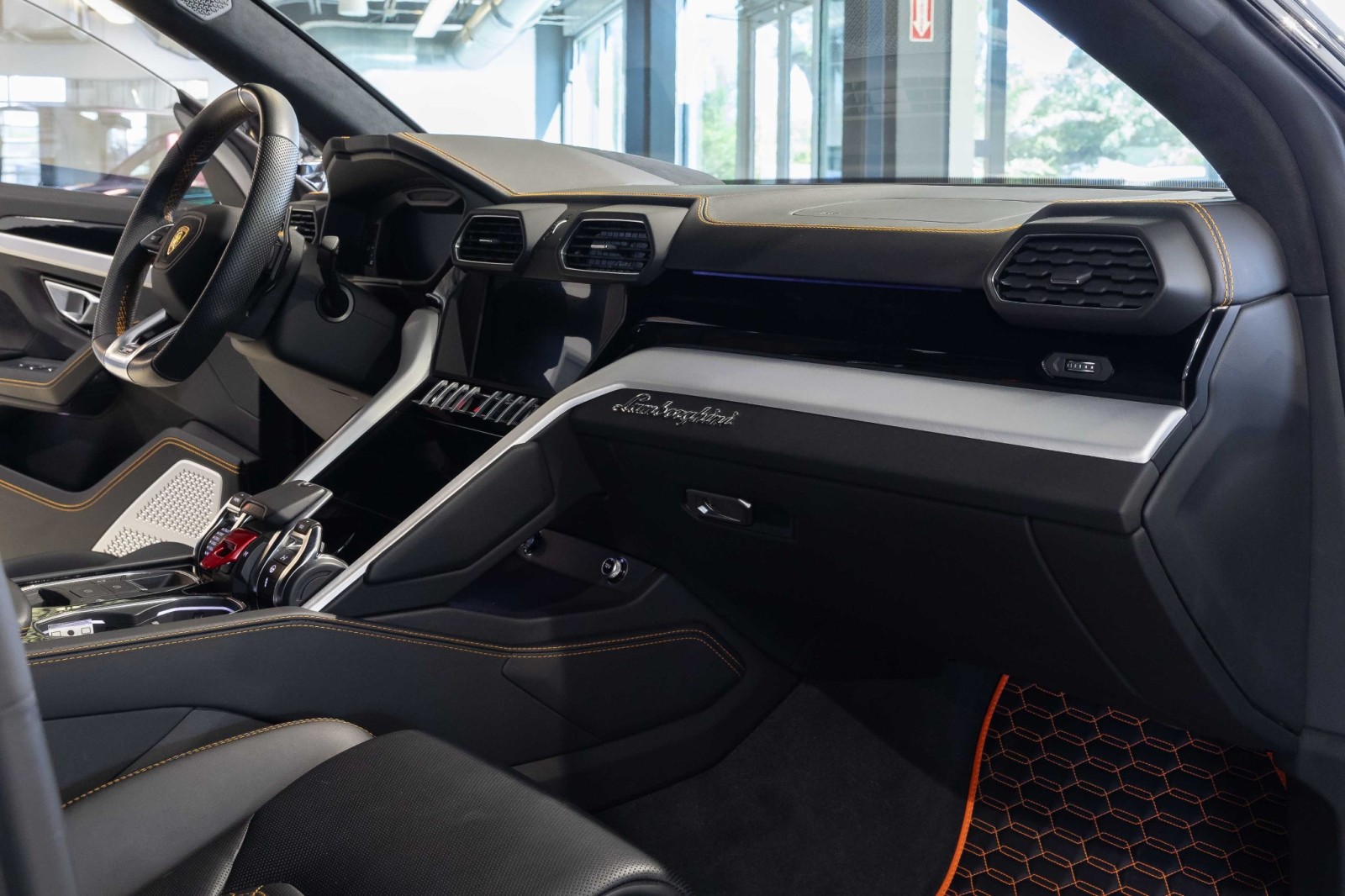 2019 Lamborghini Urus  In Boerne, Texas