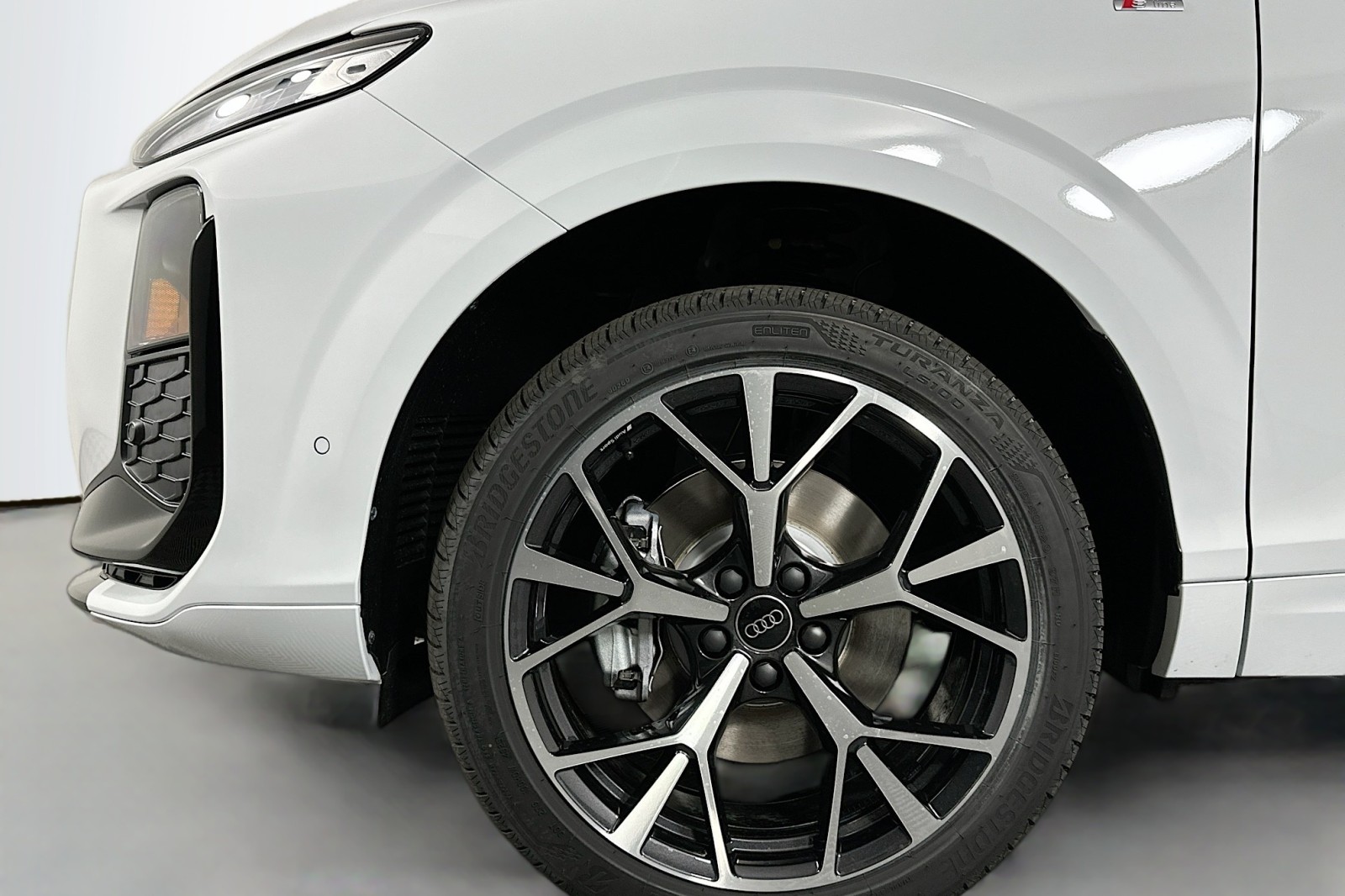 New 2026 Glacier White Metallic Audi S line image 11