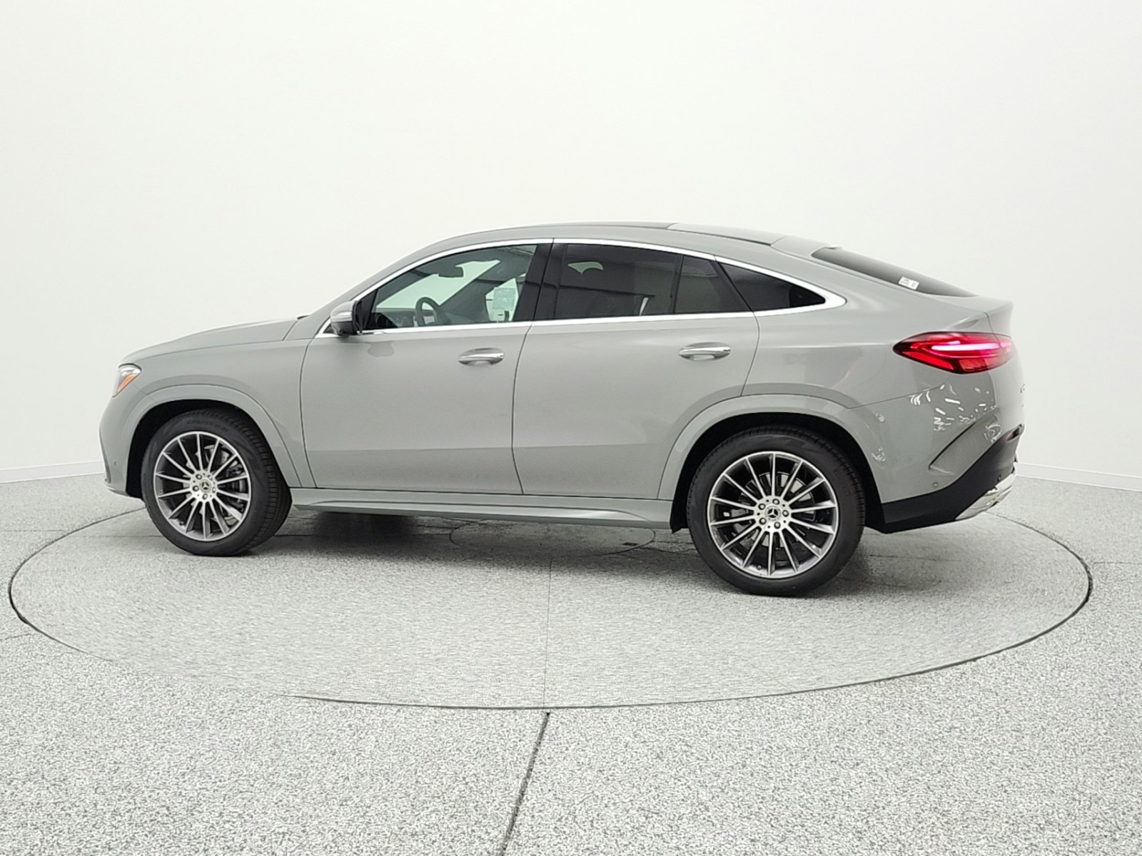 New 2026 MANUFAKTUR Alpine Grey Mercedes-Benz GLE 450 image 8