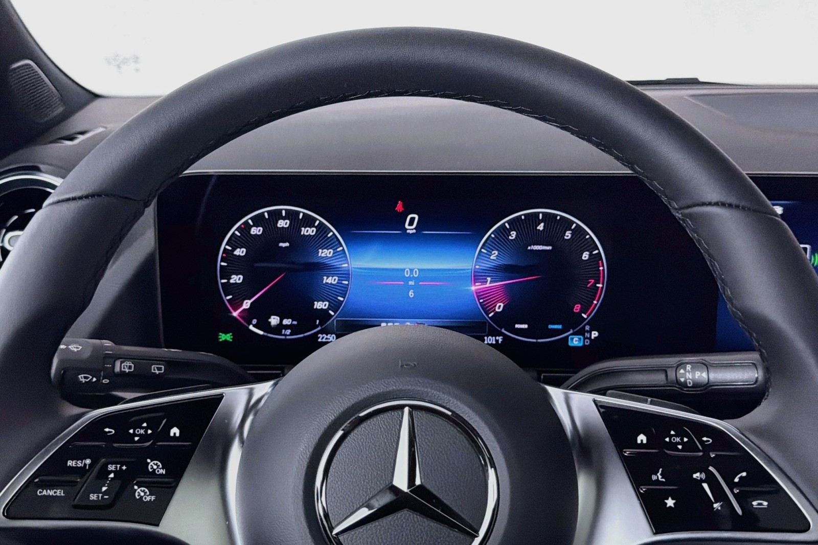 New 2026 Polar White Mercedes-Benz GLA 250 SUV image 18