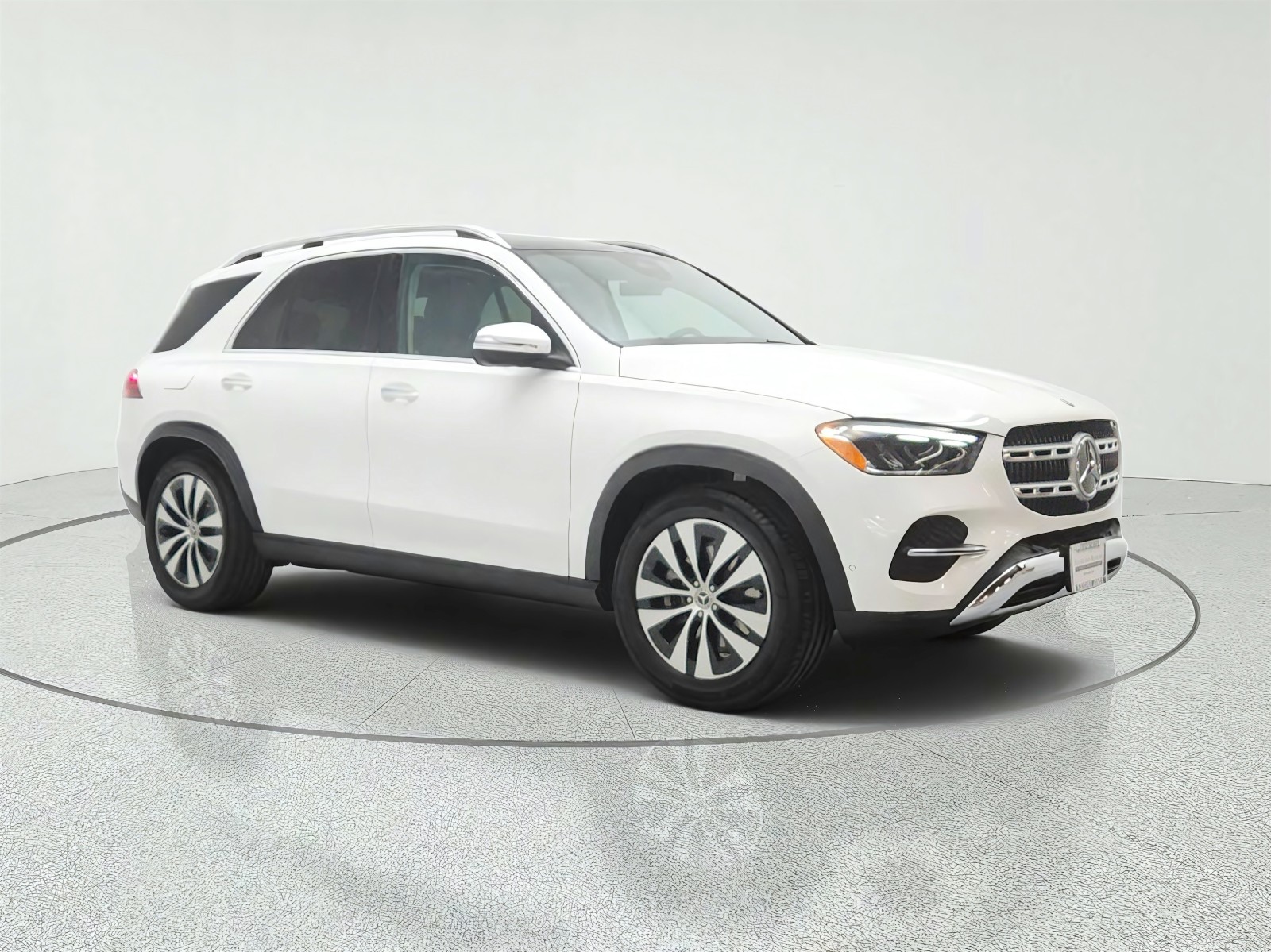 Certified Used 2026 Polar White Mercedes-Benz GLE 350 SUV image 3