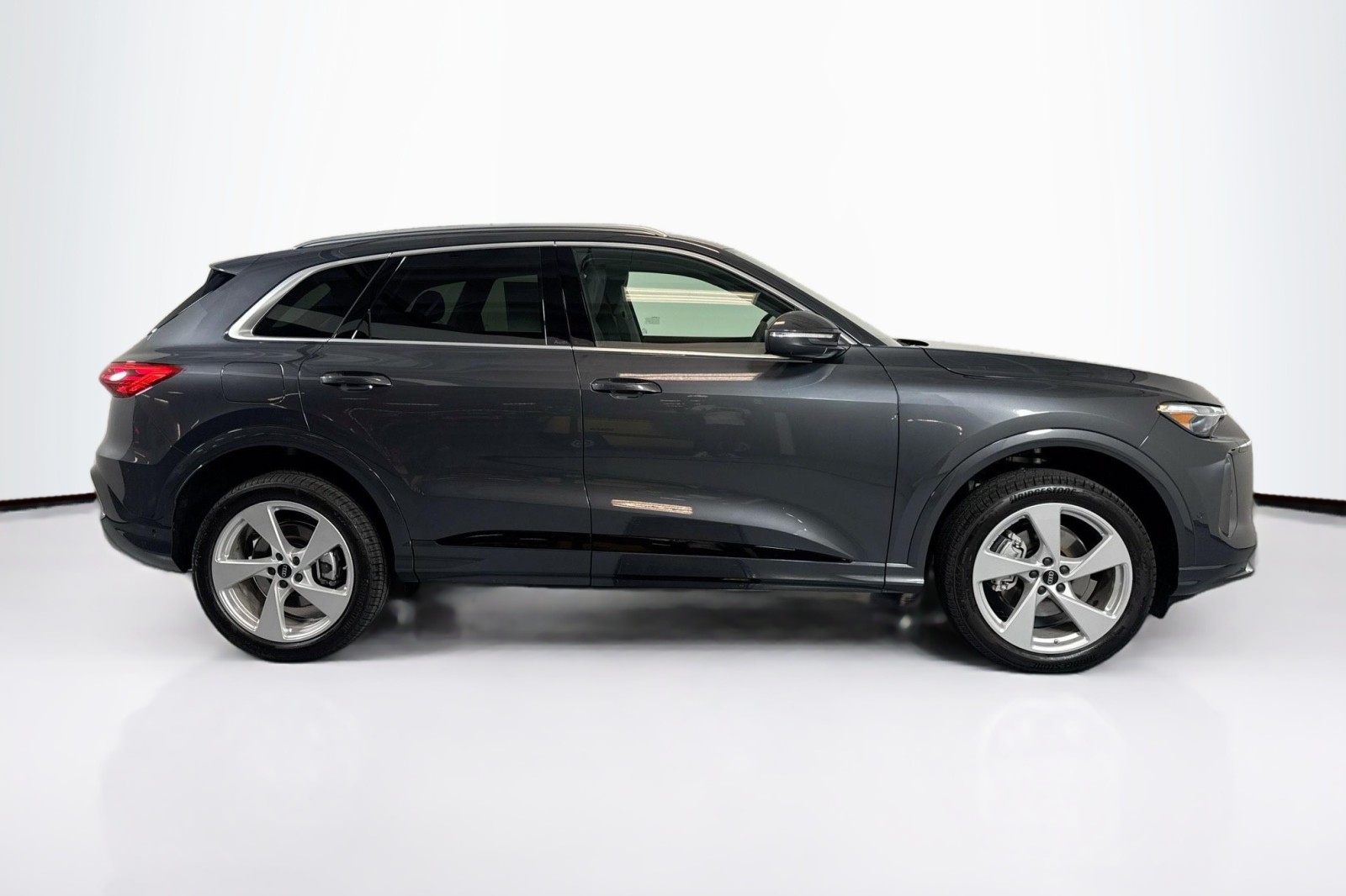 New 2025 Tambora Gray Metallic Audi Premium Plus 2.0 TFSI quattro image 4