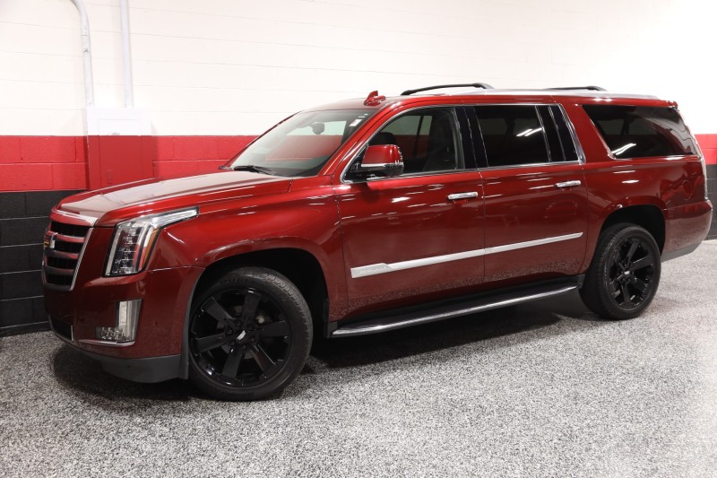2020 Cadillac Escalade ESV 4dr Suv in , 