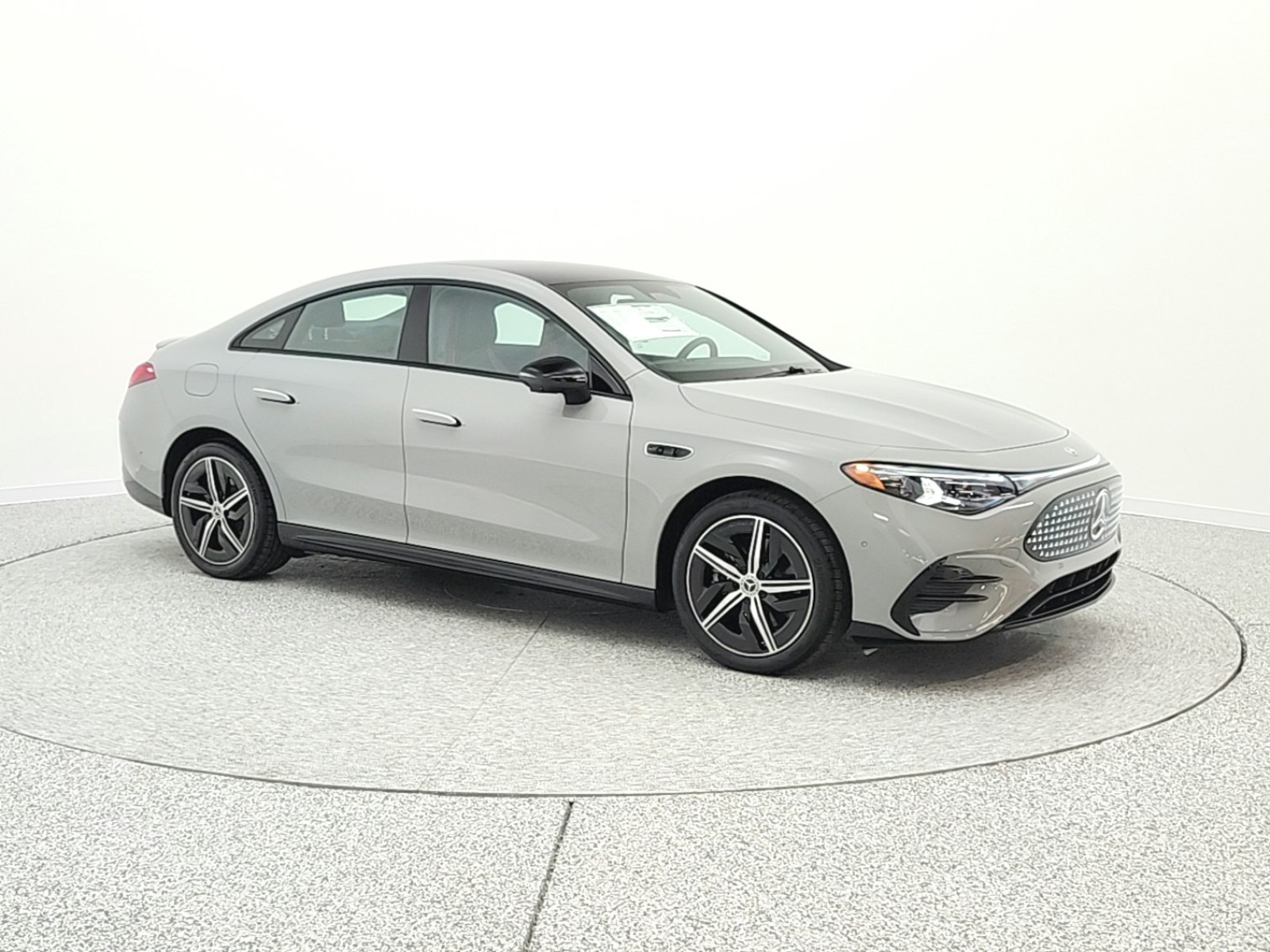 New 2026 MANUFAKTUR Alpine Grey Mercedes-Benz CLA 350 image 3