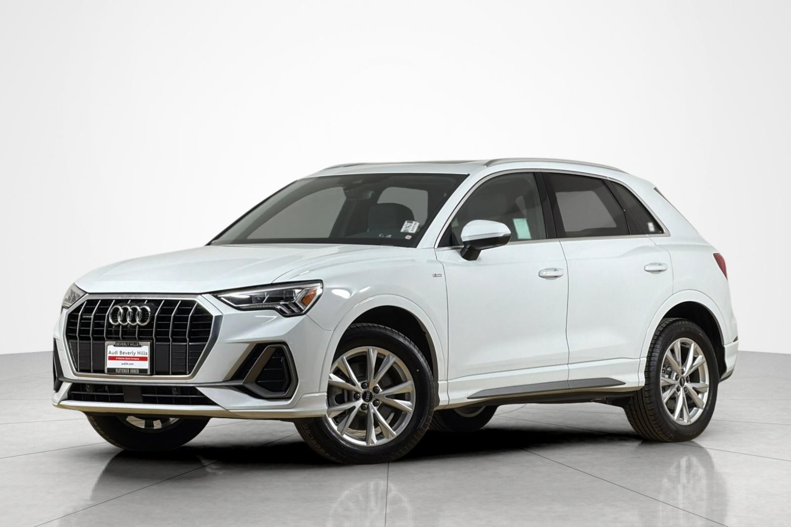 2022 Audi Q3 S line Premium Plus 45 TFSI quattro