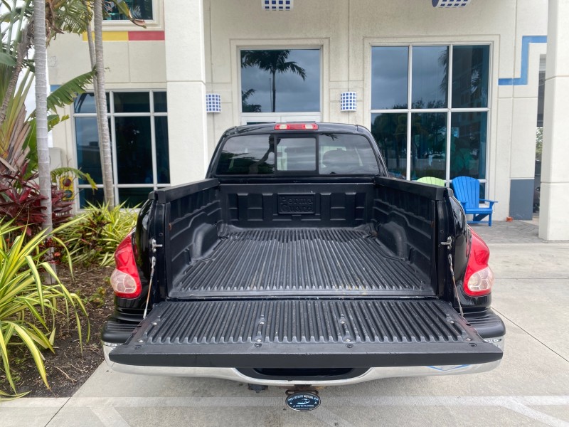 2004 Toyota Tundra SR5 1 OWNER 4WD XTRA CAB STEP SIDE in , 