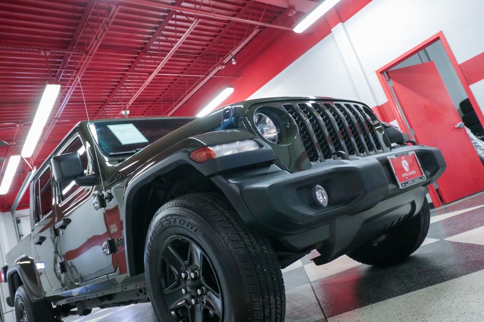 Used Car 2021 Jeep Gladiator  Sport S For Sale Under $35,000 In Austin, Texas