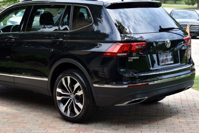 2020 Volkswagen Tiguan One Owner Heated Front Seats Side Steps Rear Camera Blind Spot MSRP $35,785 9