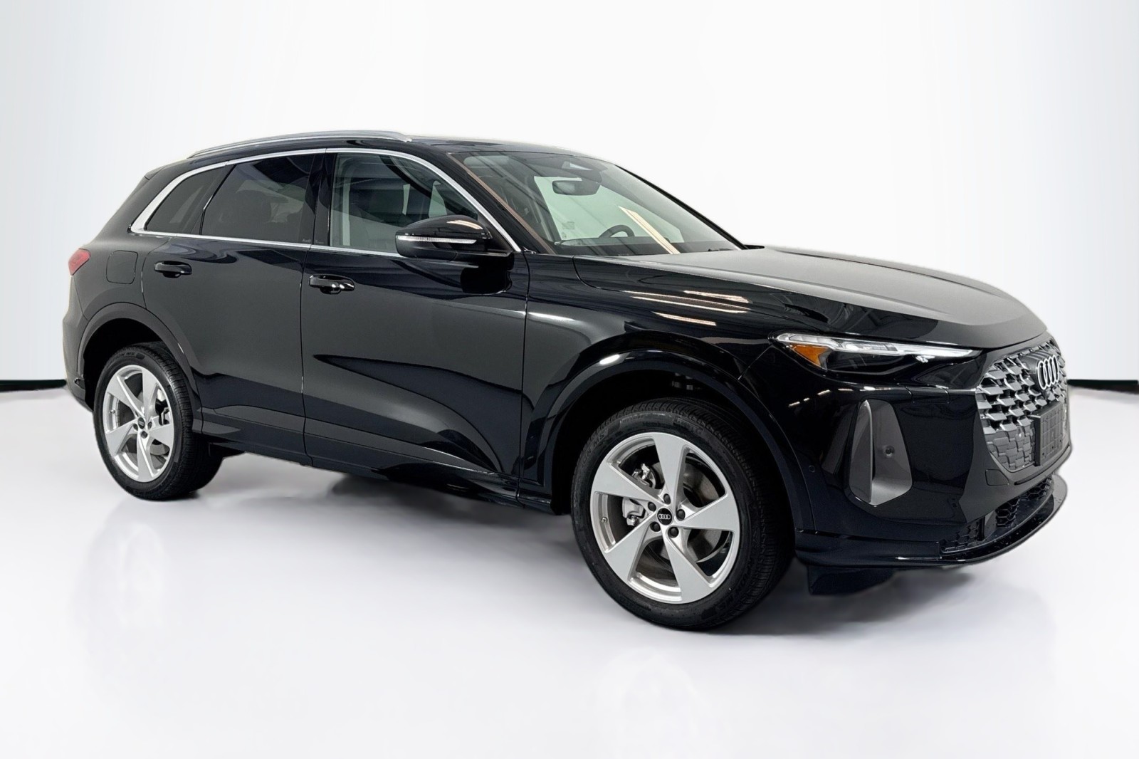 New 2025 Mythos Black Metallic Audi Premium Plus 2.0 TFSI quattro image 3