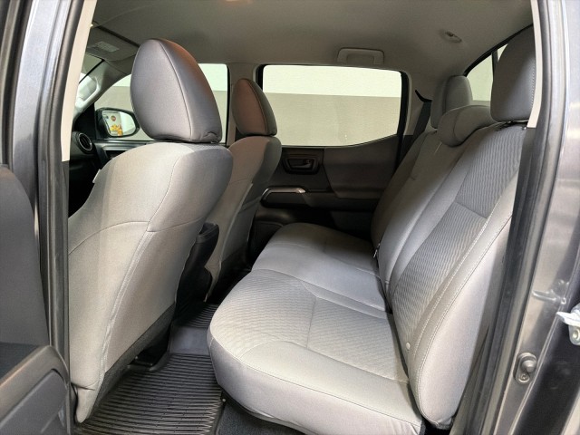 2022 Toyota Tacoma 4WD SR5 4WD V6 in , 