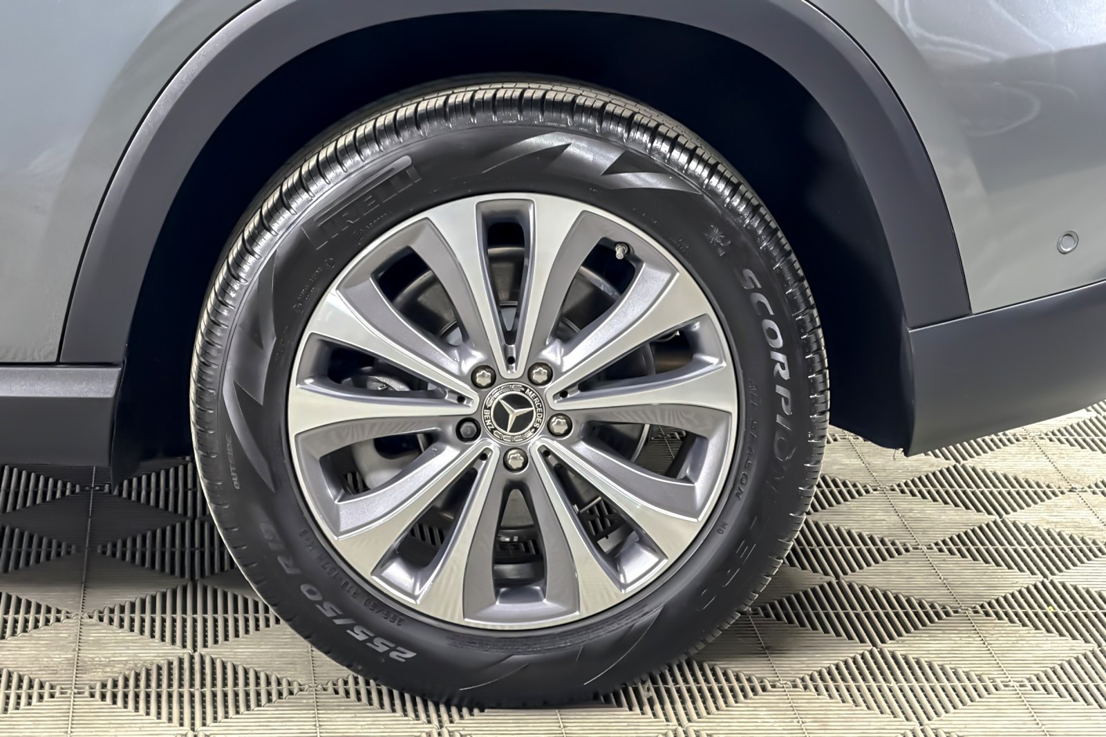 Used 2022 SLENITE GREY Mercedes-Benz GLE 350 4MATIC® SUV image 26