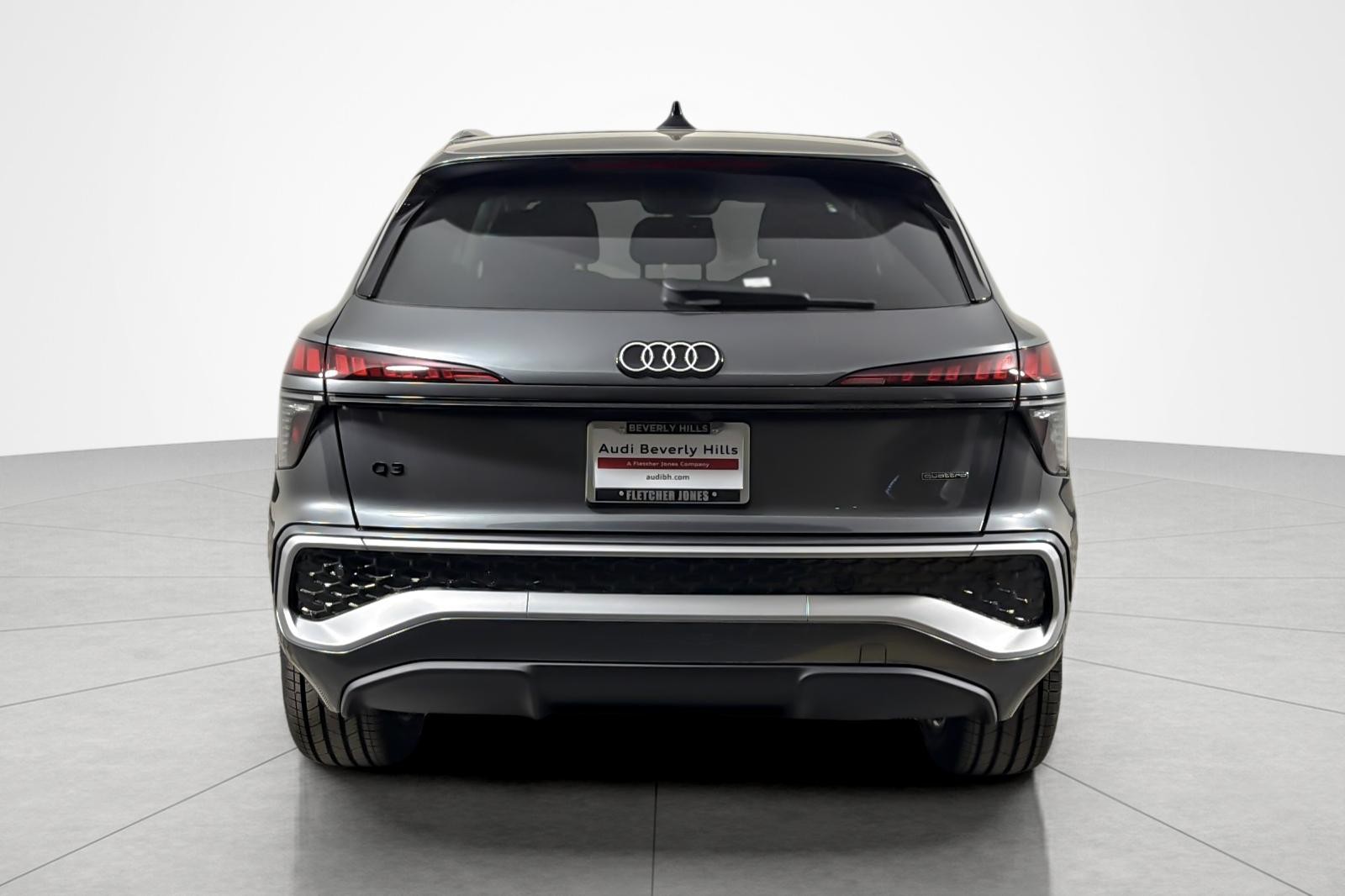 New 2026 Daytona Gray Pearl Effect Audi S line quattro image 5