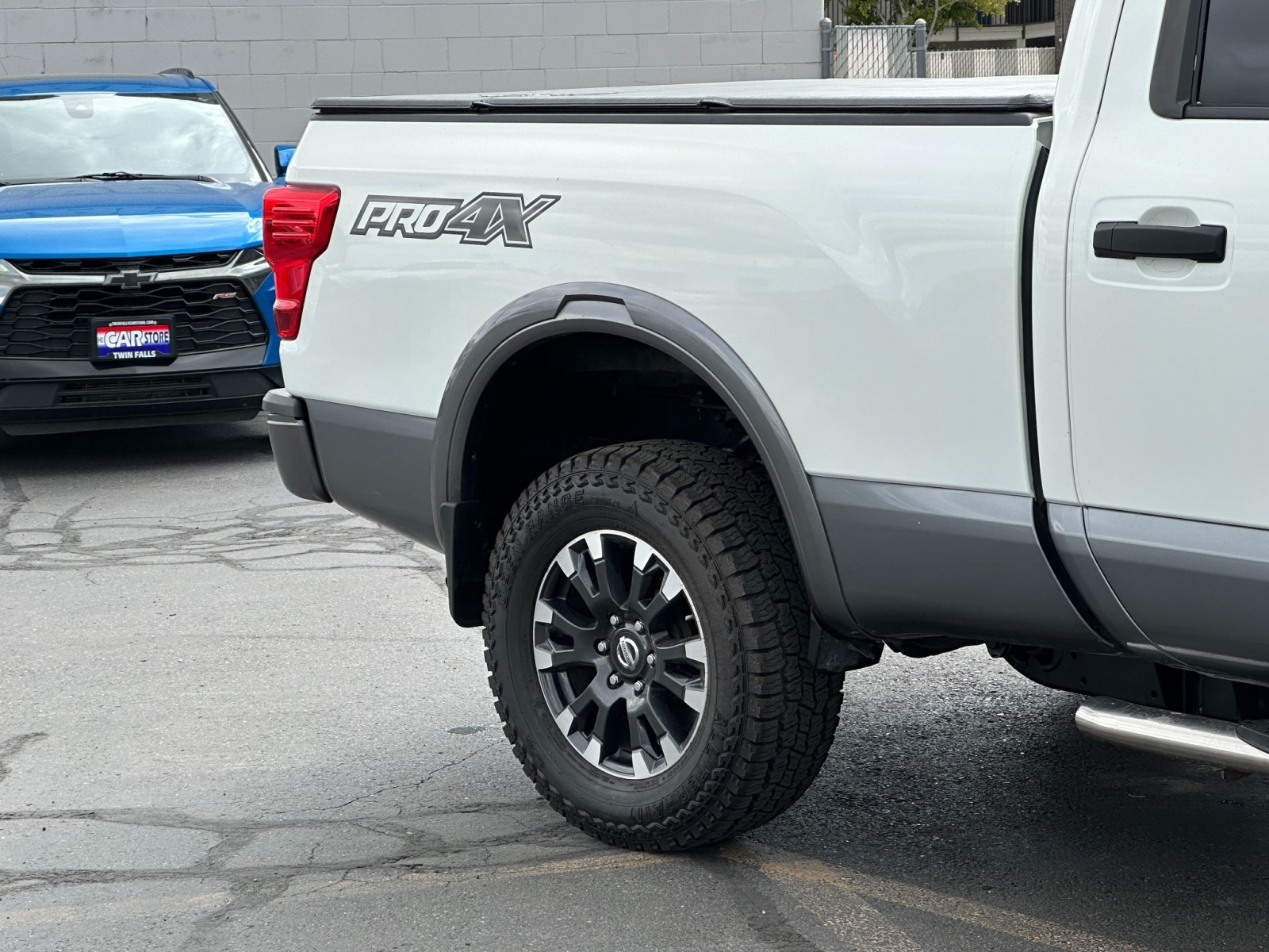 2017 Nissan Titan XD PRO-4X 7