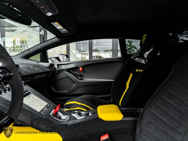 2024 Lamborghini Huracan STO  in , 