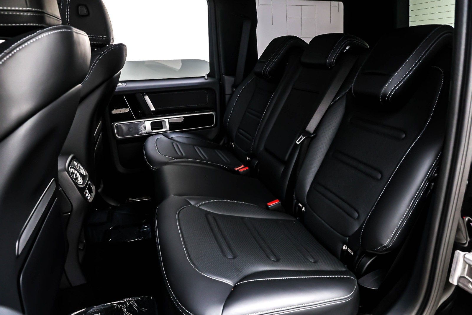 Certified Used 2025 Obsidian Black Metallic Mercedes-Benz G 550 SUV image 8