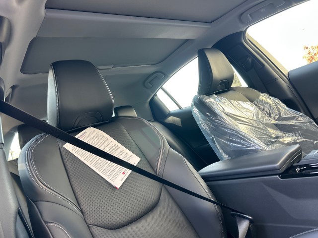 ToyotaPrius Plug-In Hybrid41